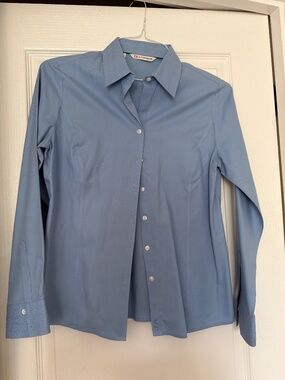 Cutter & Buck Button Down Shirt | Size S | Light Blue | Classic